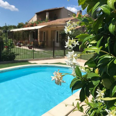 Gite L'Annexe Villelaure ภายนอก รูปภาพ