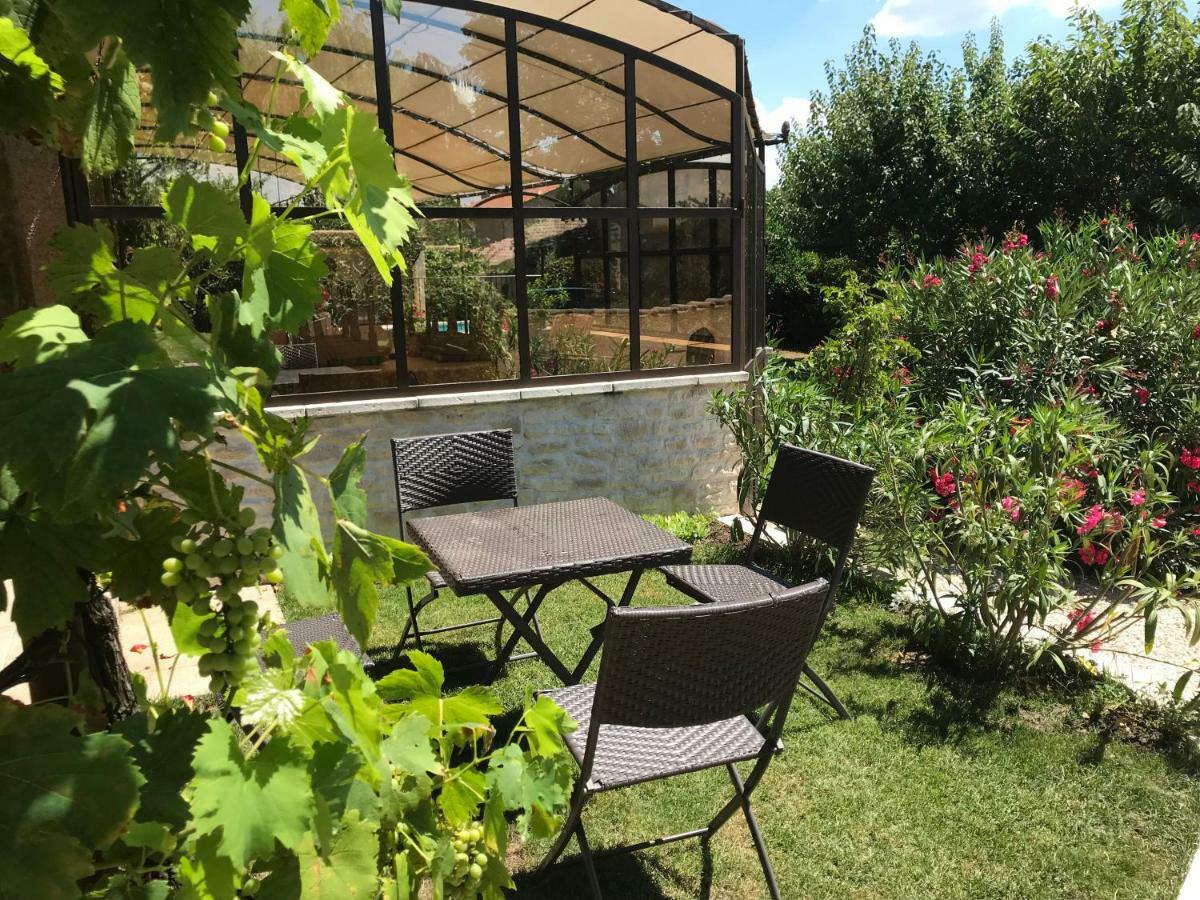 Gite L'Annexe Villelaure ภายนอก รูปภาพ